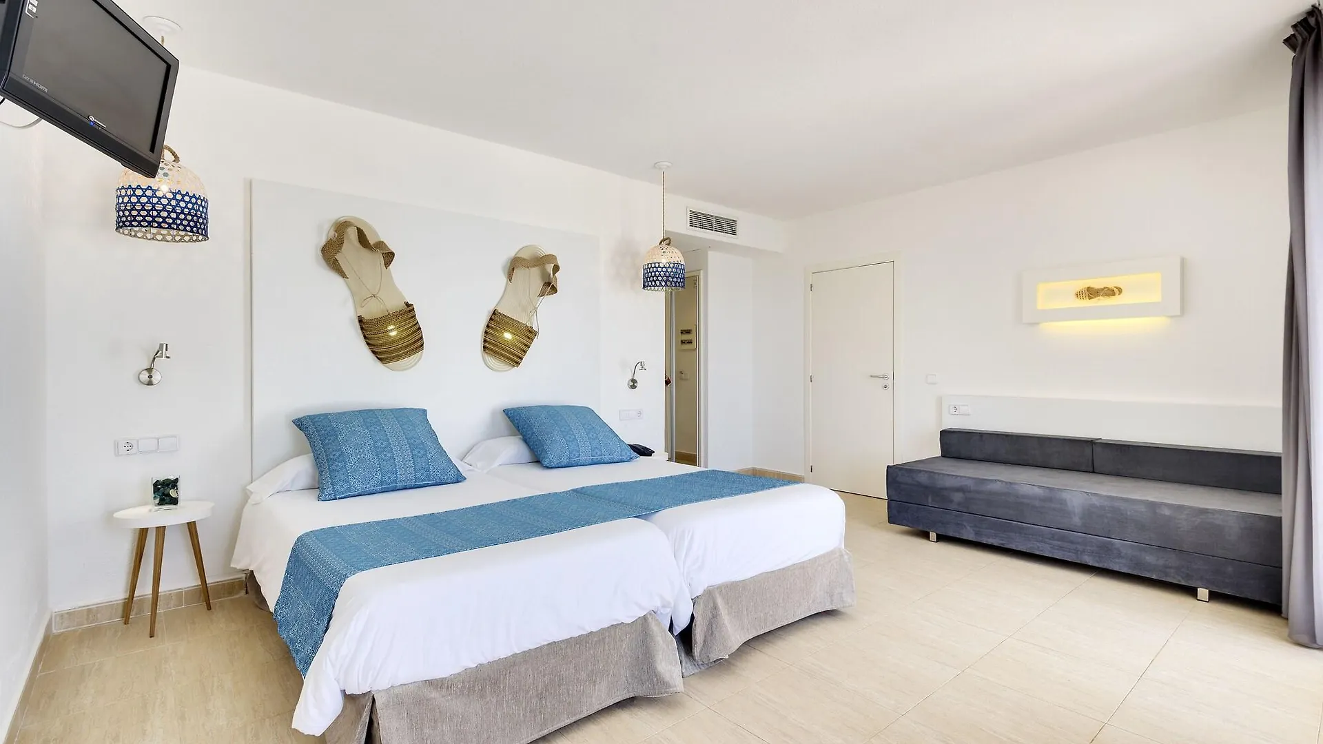 Aparthotel Tropic Garden Santa Eularia des Riu Spain