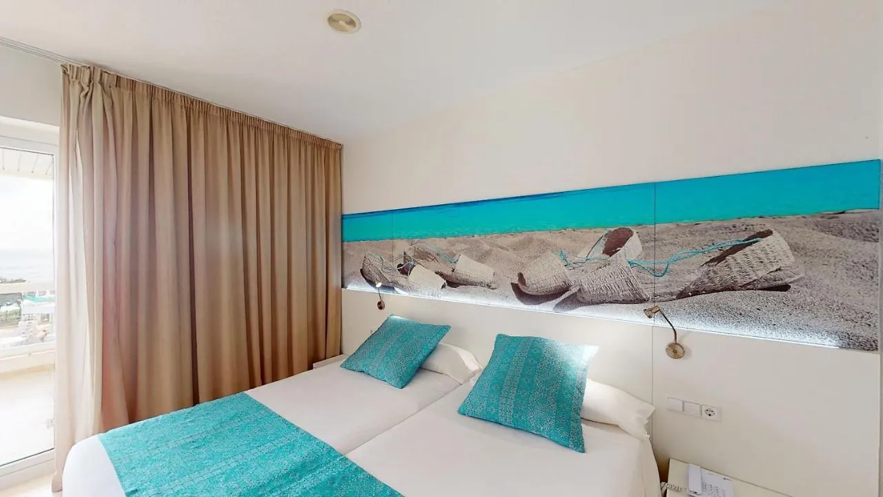 Aparthotel Tropic Garden Santa Eularia des Riu 4*,